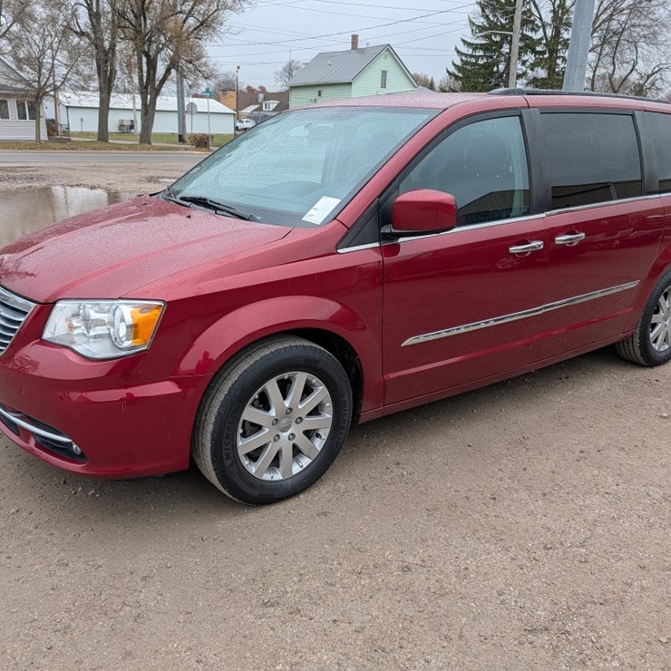2016 CHRYSLER TOWN & COUNTRY