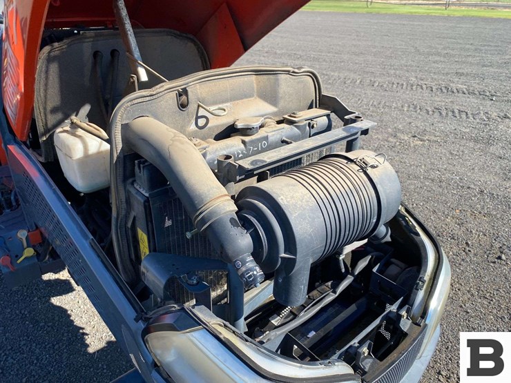 kubota-l4240d-tractor-image-36