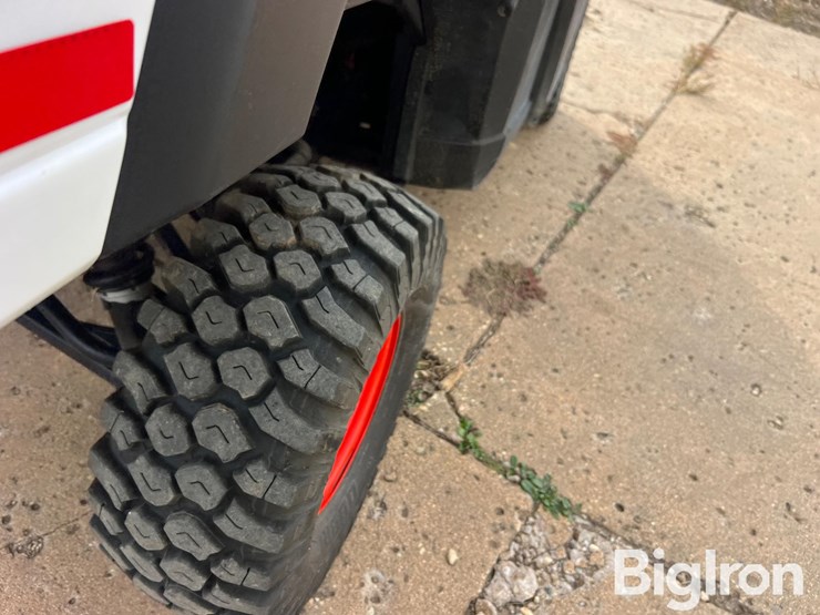 2024-bobcat-uv34-image-20