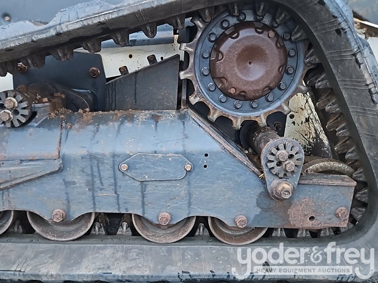 2020-bobcat-t76-image-9