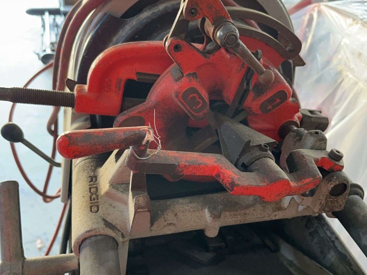 ridgid-1822-i-pipe-threading-machine-image-3