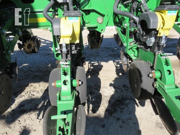 2012-john-deere-1770nt-image-23