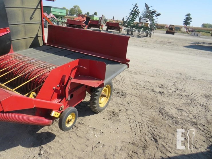 new-holland-166-image-3