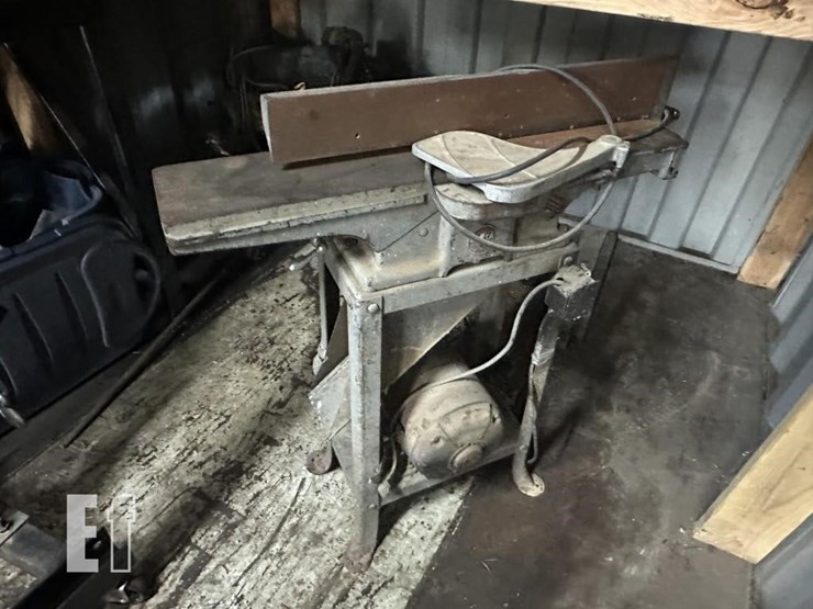 delta-jointer-&-stand-image-2