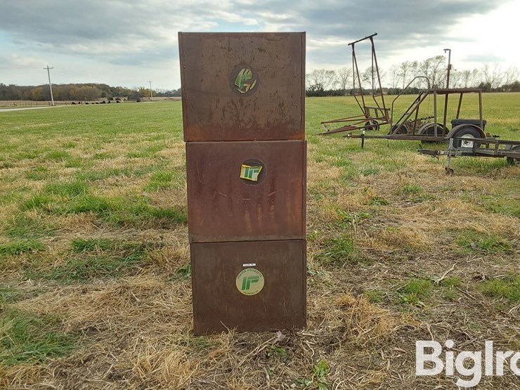 prairie-products-12'-metal-feed-bunks-image-4