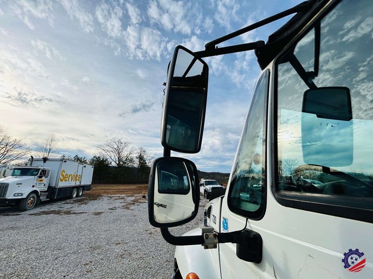 2013-international-durastar-4400-image-20