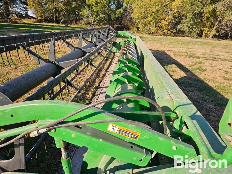 2010-john-deere-625f-image-19