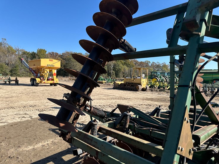 john-deere-724-image-30