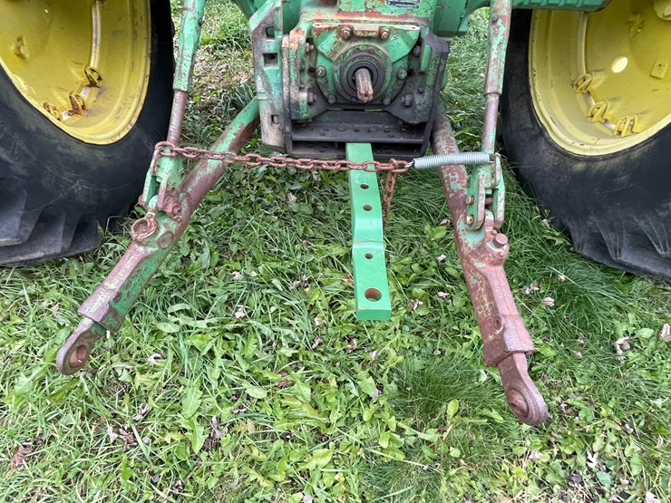 john-deere-4040-image-17