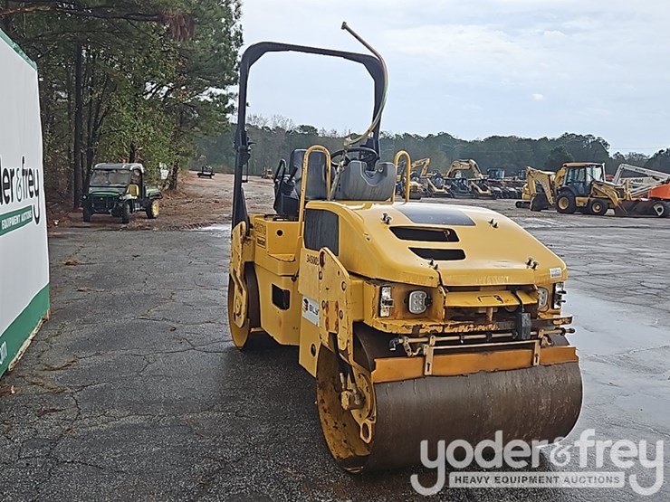 2011-caterpillar-cb34b-image-5