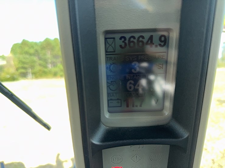 case-ih-magnum-335-image-109