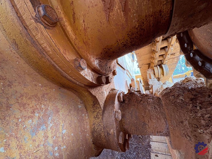 2019-caterpillar-d6t-xw-image-51
