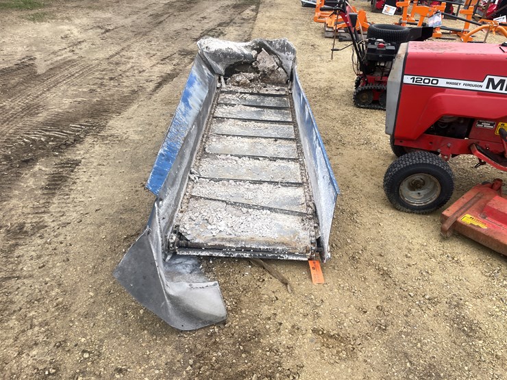 #1069-•-ag-bagger-conveyor-image-2