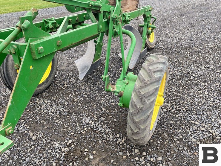 john-deere-2-image-11