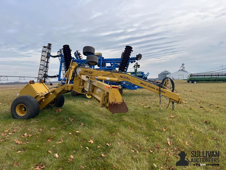 2017-landoll-1632rs-rear-steer-pull-type-grader-image-4