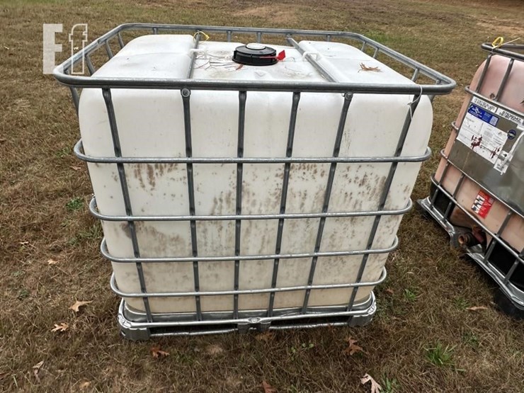275-gallon-water-tank-image-4