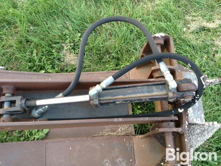 john-deere-excavator-hydraulic-grapple-image-8