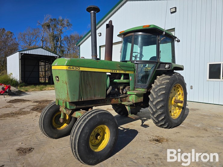 1977-john-deere-4430-image-1