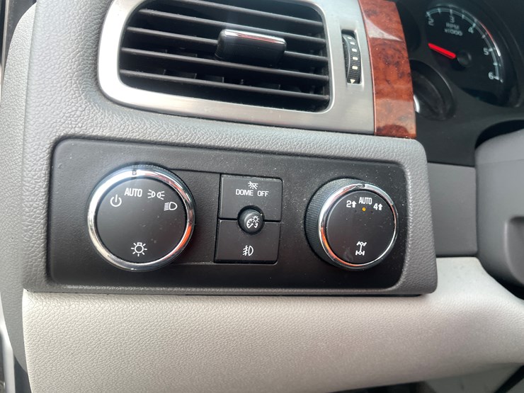 2010-gmc-yukon-image-52