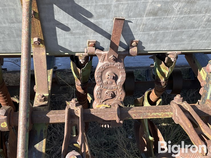 john-deere-14-image-14