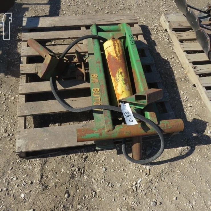 BIG BUTCH WAGON HOIST