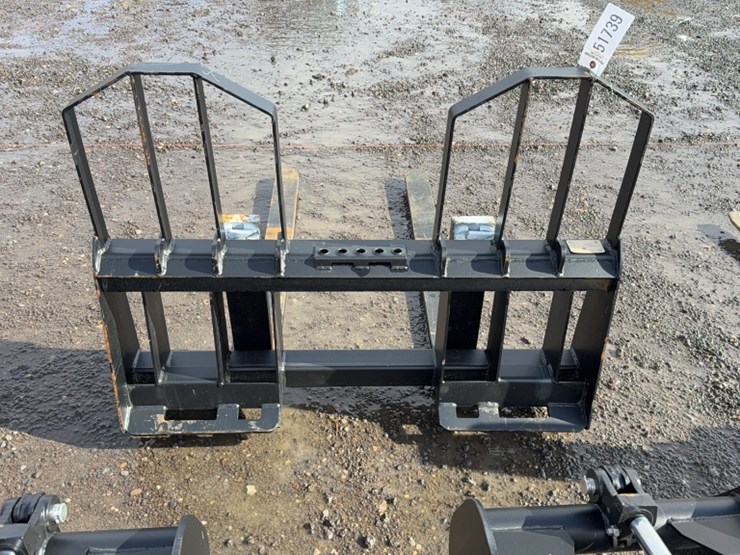 #2017-•-trubilt-48"-skid-steer-pallet-forks-image-3