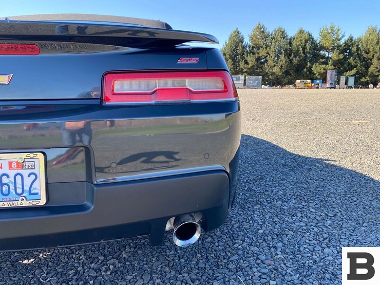 2014-chevrolet-camaro-ss-convertible-image-19