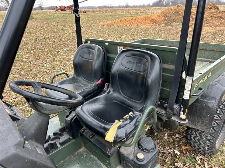 john-deere-gator-image-11