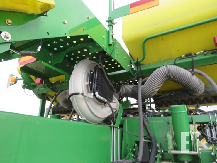 2012-john-deere-1770nt-image-6