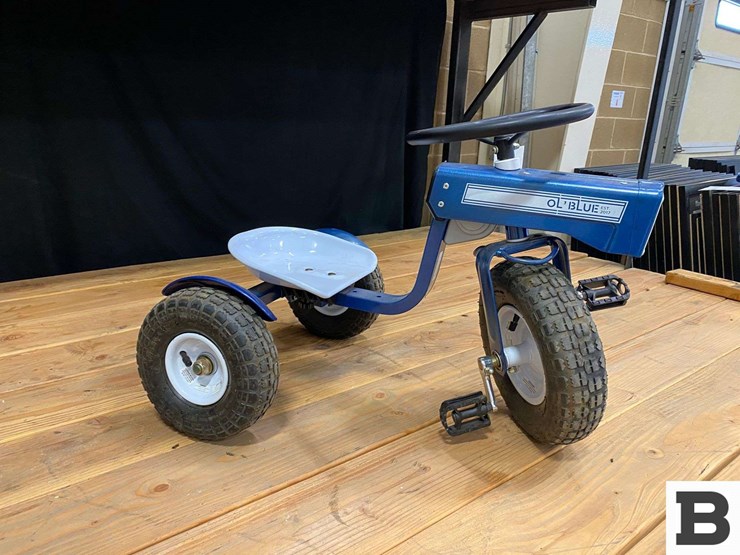 ol'-blue-toy-pedal-tricycle-image-4