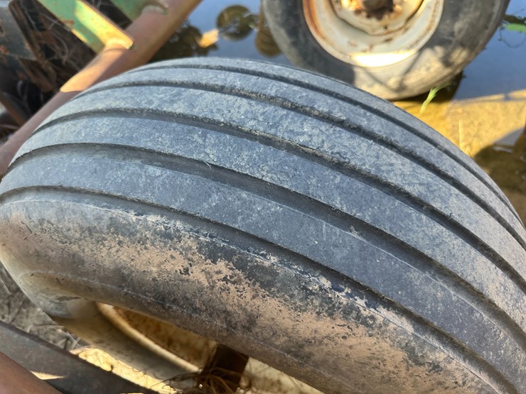 john-deere-26-image-7