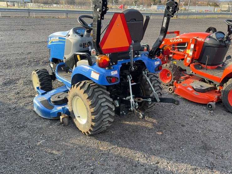 new-holland-255-image-9