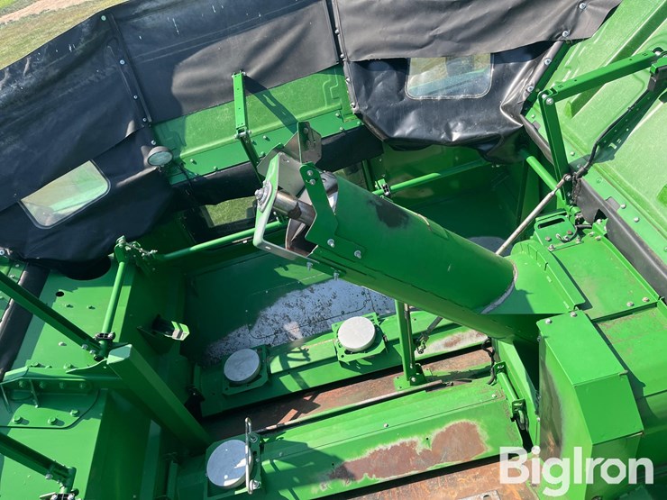 2014-john-deere-s670-image-18