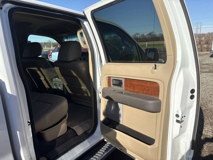 2010-ford-f150-lariat-image-17