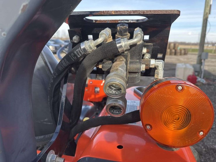 kubota-l2800-image-15