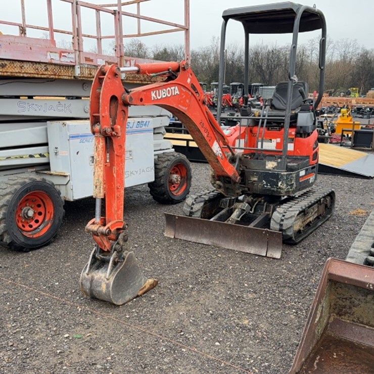 KUBOTA U17