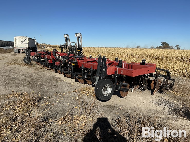case-ih-5300-image-10