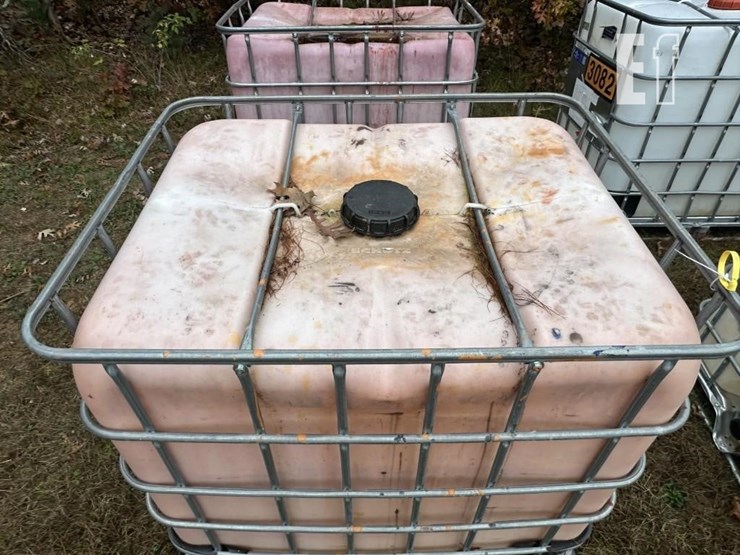 275-gallon-water-tank-image-2