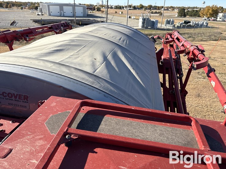 2016-case-ih-titan-4540-image-19