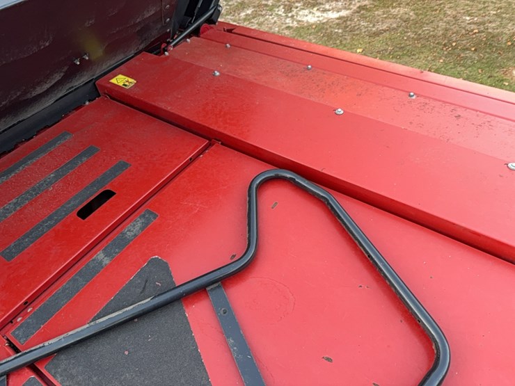 2018-case-ih-8240-image-75