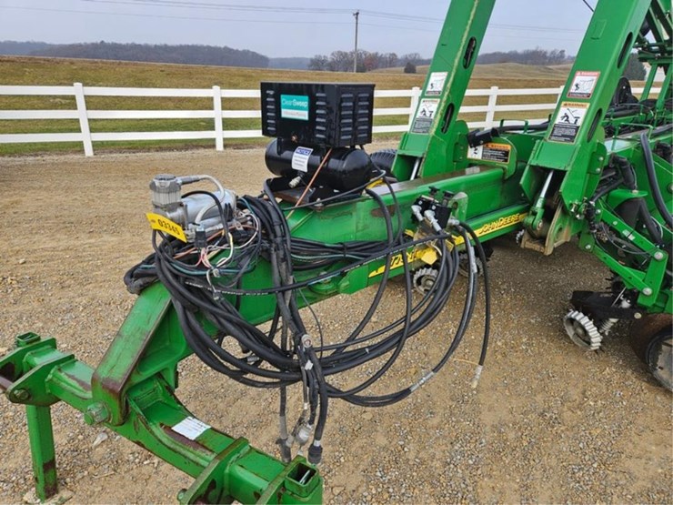 john-deere-1770nt-image-9
