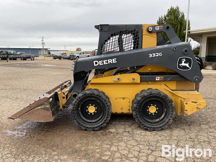 2021-deere-332g-image-8