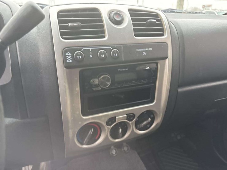 2008-chevrolet-colorado-image-22