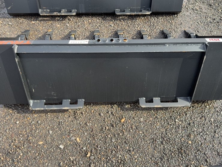 #2037-•-trubilt-66"-skid-steer-tooth-bucket-image-2