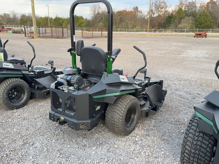 #3075-•-yakta-yxr-710-zero-turn-lawn-mower-image-8