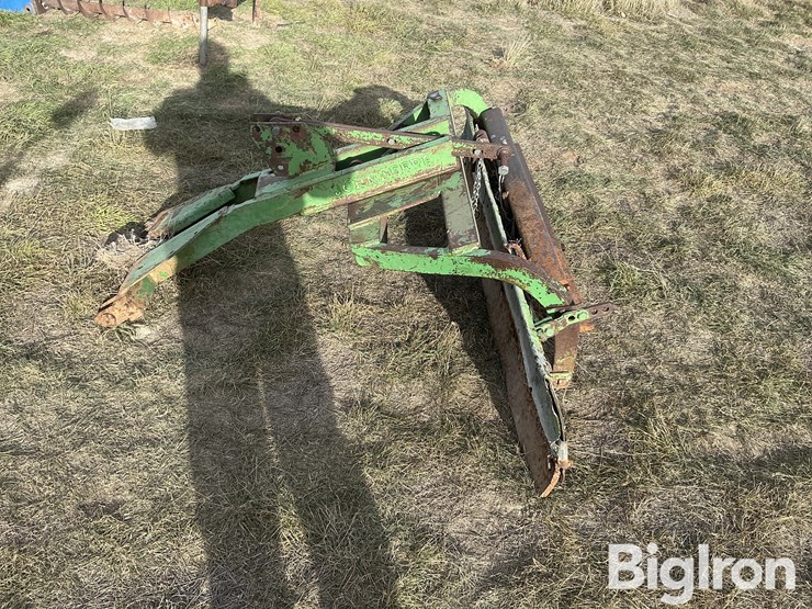 john-deere-70-image-8