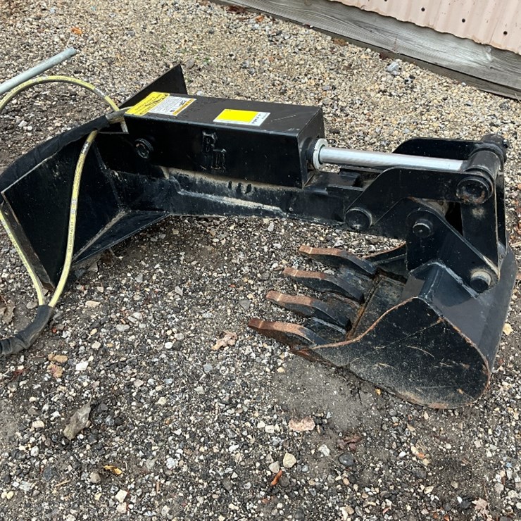 Mini Vermer Bucket 12" Backhoe