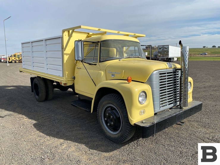 1965-international-loadstar-image-8