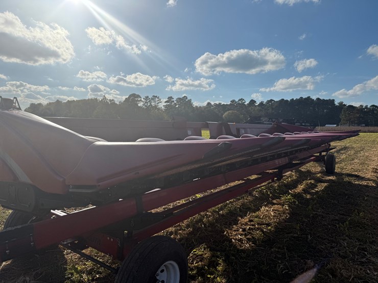 2011-case-ih-3412-image-41