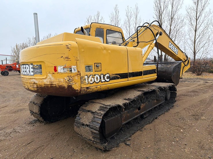 deere-160-lc-image-6
